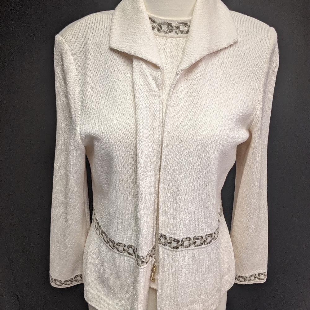Women's St. John 3 Piece Suit Set Jacket size 4/P/4 Pants size 6.